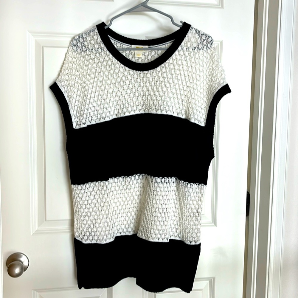 Maeve Black and white crochet top